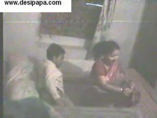 Indisk pair i hemlighet filmat i deras sovrum svälj och har xxx video- varje andra