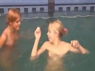 Inviting lezzies in the swimming pool