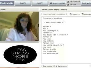 يضم chatroulette 107 - madura quiere jugar pero alguien llega..lol