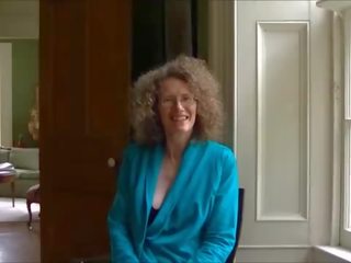 Linda videoer av henne pupper og sikler sæd