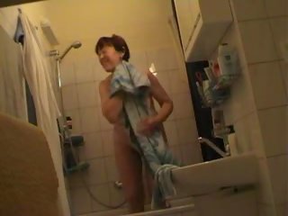 捷克语 中年 摩洛伊斯兰解放阵线 jindriska 充分 裸体 在 浴室